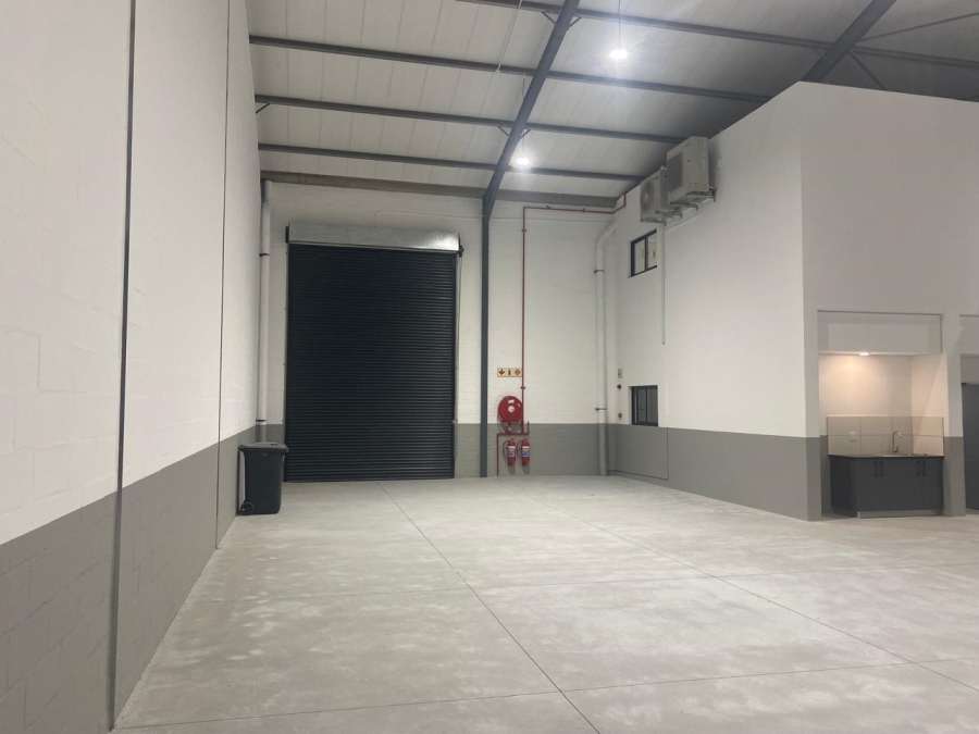 To Let commercial Property for Rent in Stikland Western Cape
